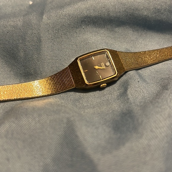 Seiko Women’s Wrist Watch - Picture 3 of 3